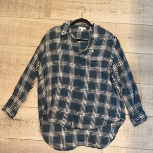 Sundry x Evereve Plaid Hi-Lo Shirt